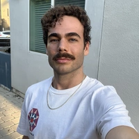 Looking for a roommate in San Fernando Valley - Los Angeles