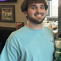 Looking for a roommate in Clearwater-St. Petersburg - Tampa