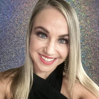 Looking for a roommate in Orange County - Los Angeles