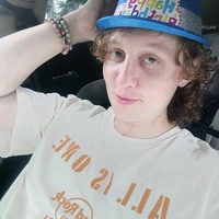 Looking for a roommate in Central Indy, North Indy, West Indy, East Indy, South Indy, NE Indy, Outer IN - Indianapolis