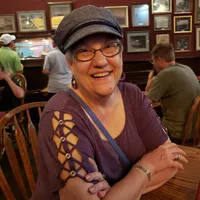 Looking for a roommate in SE Valley - Phoenix