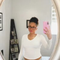 Looking for a roommate in Orange County - Los Angeles