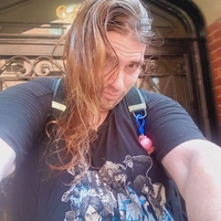 Looking for a roommate in Brooklyn, Queens - New York