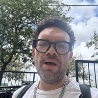 Looking for a roommate in Central Los Angeles, Westside / South Bay - Los Angeles