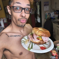 Looking for a roommate in North Philadelphia, Ne Philadelphia - Philadelphia