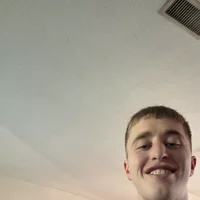 Looking for a roommate in Clearwater-St. Petersburg - Tampa