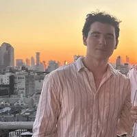 Looking for a roommate in Manhattan, Brooklyn - New York