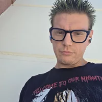 Looking for a roommate in Summerlin, Henderson, Spring Valley / Enterprise, Paradise - Las Vegas