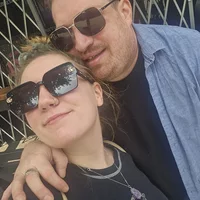 Looking for a roommate in East Van, North Shore Vancouver, Downtown Van - Vancouver