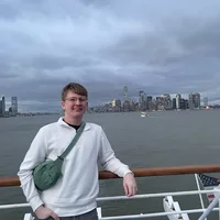 Looking for a roommate in Far Southwest Side, Southwest Side, Chicago Burbs - Chicago