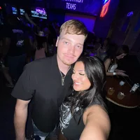 Looking for a roommate in Sw Dallas - Dallas