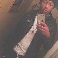 Looking for a roommate in Oakland County - Detroit