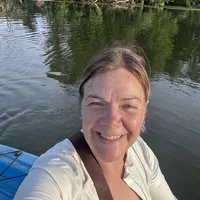 Looking for a roommate in Suburbs - Minneapolis