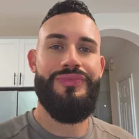 Looking for a roommate in Palm Beach County - Miami