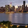 Room for rent in LIC #19