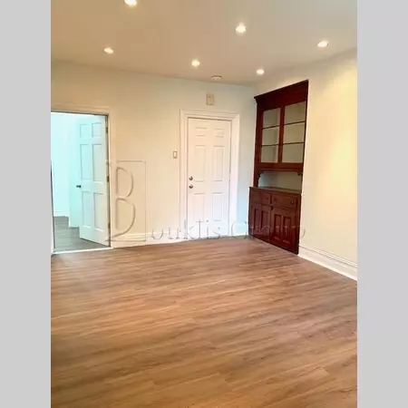 2 bedrooms apartment for rent in Astoria - Queens, New York