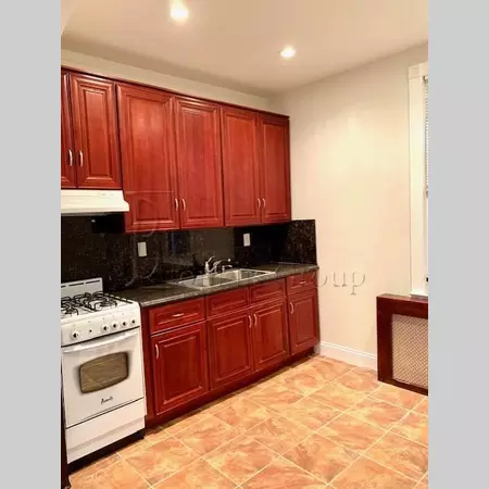 2 bedrooms apartment for rent in Astoria - Queens, New York