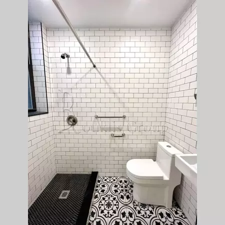 2 bedrooms apartment for rent in Astoria - Queens, New York