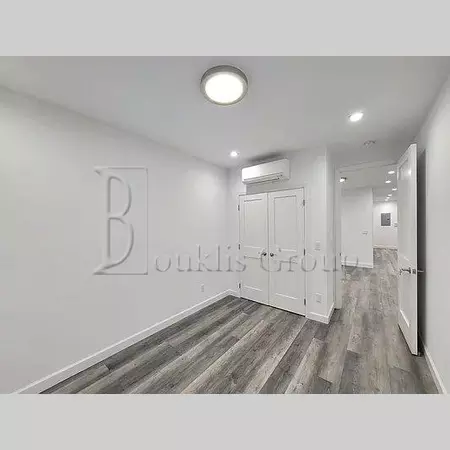 2 bedrooms apartment for rent in Astoria - Queens, New York