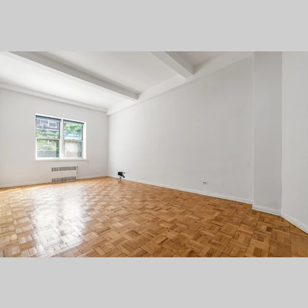 1 bedroom apartment for rent in Forest Hills - Queens, New York