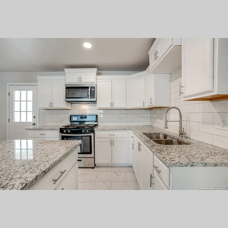 Coliving in Northwest Side - West SATX, San Antonio