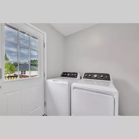 Coliving in Pawtuckett - West Charlotte, Charlotte