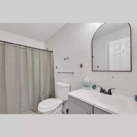 Coliving in Pawtuckett - West Charlotte, Charlotte