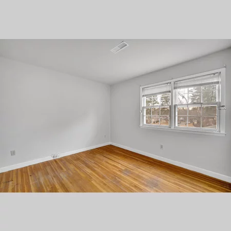 Coliving in Eastway - East Charlotte, Charlotte