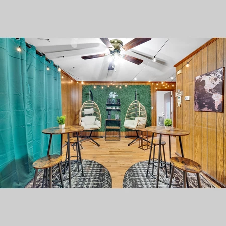 Coliving in Eastway - East Charlotte, Charlotte