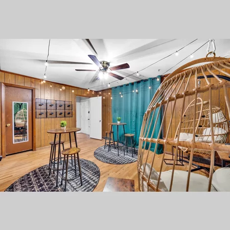 Coliving in Eastway - East Charlotte, Charlotte