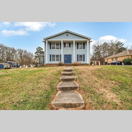 Coliving in Eastway - East Charlotte, Charlotte