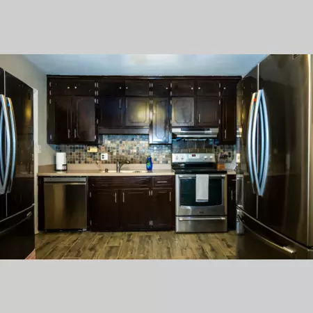Coliving in Hickory Ridge - East Charlotte, Charlotte