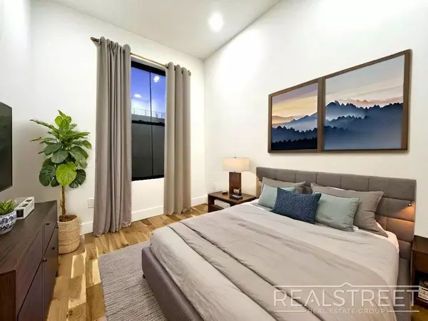 3 bedrooms apartment for rent in Brownsville - Brooklyn, New York