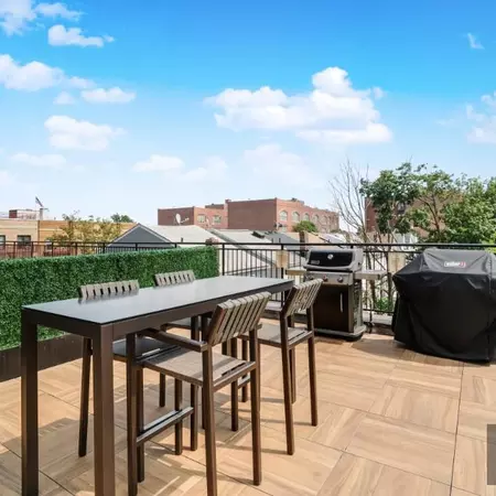 2 bedrooms apartment for rent in Jamaica - Queens, New York