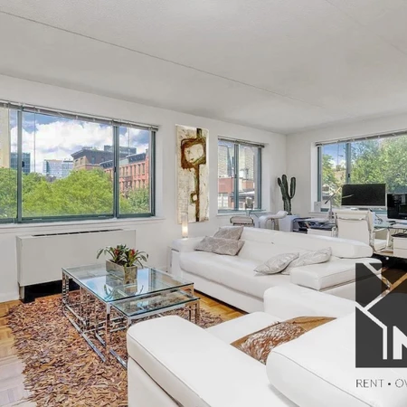 3 bedrooms apartment for rent in West Village - Manhattan, New York