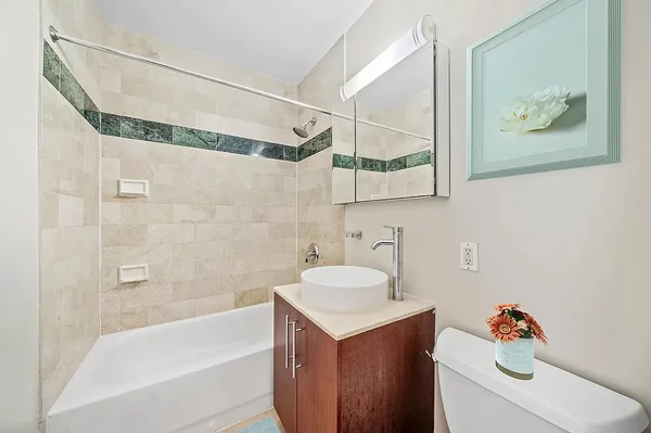 2 bedrooms apartment for rent in FiDi - Manhattan, New York