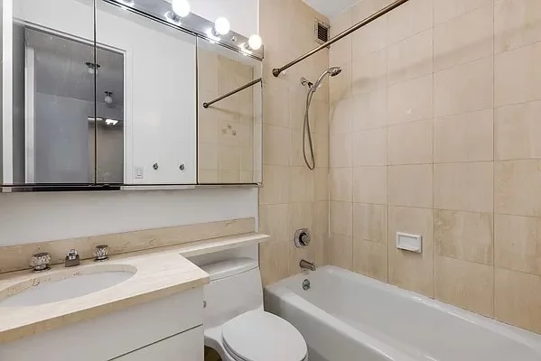2 bedrooms apartment for rent in Battery Park - Manhattan, New York