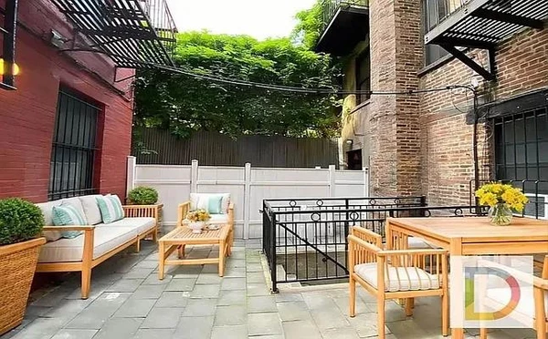 5 bedrooms apartment for rent in East Village - Manhattan, New York