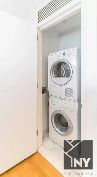 3 bedrooms apartment for rent in Midtown West - Manhattan, New York