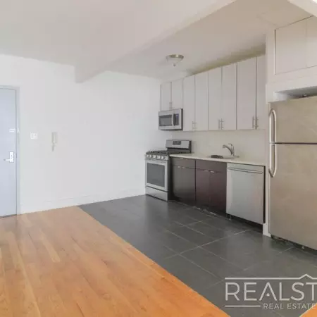 1 bedroom apartment for rent in Elmhurst - Queens, New York