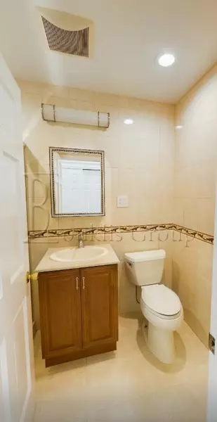 3 bedrooms apartment for rent in Astoria - Queens, New York