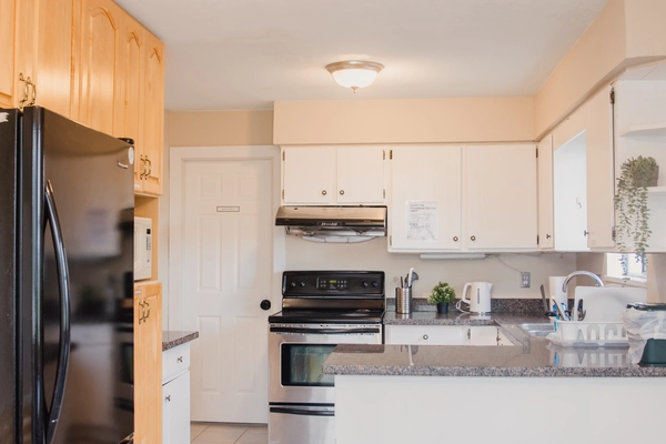 Coliving in Metrotown - Burnaby / New West, Vancouver