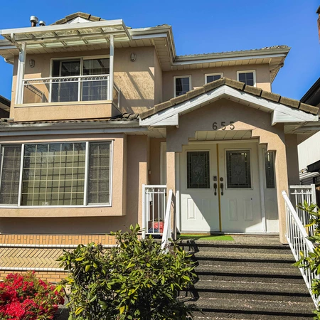 Coliving in Sunset - South Van, Vancouver