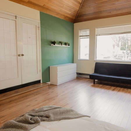 Coliving in Marpole - South Van, Vancouver