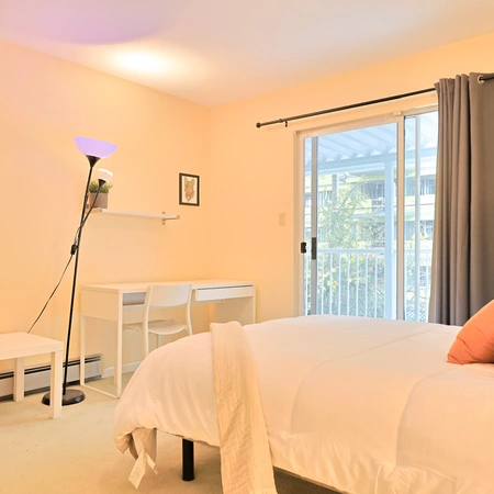 Coliving in Marpole - South Van, Vancouver