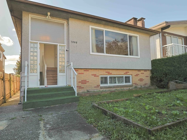 Coliving in Sunset - South Van, Vancouver