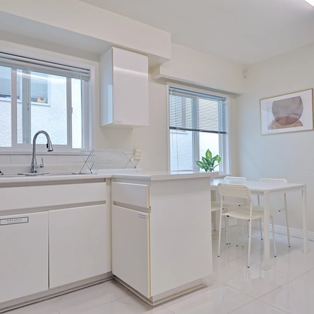 Coliving in Sunset - South Van, Vancouver