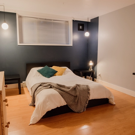 Coliving in Oakridge - West Van, Vancouver