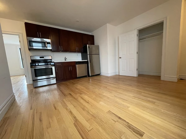 1 bedroom apartment for rent in Astoria - Queens, New York