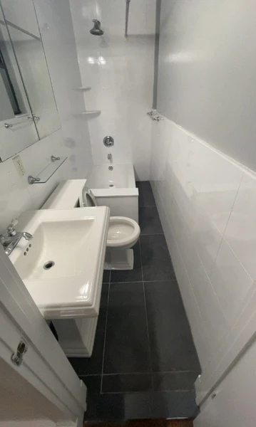 2 bedrooms apartment for rent in East Village - Manhattan, New York